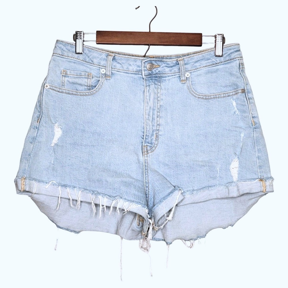 Festival Super High Rise Rolled Cuff Denim Shorts Light Wash Distressed 10